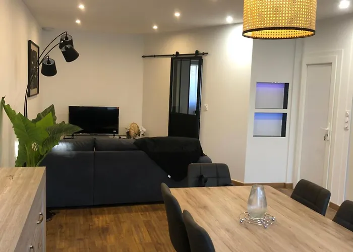 F3 Box Velo Moto Centre Historique 아파트 미르포아