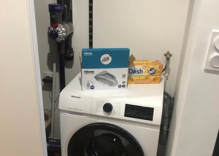 F3 Box Velo Moto Centre Historique 미르포아